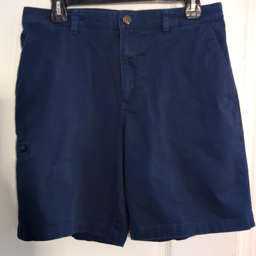 Men's Navy shorts